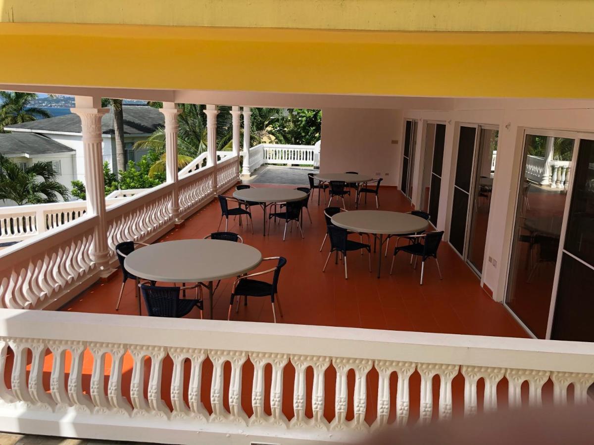 Spring Garden Mobay Resort 몬테고 베이 외부 사진